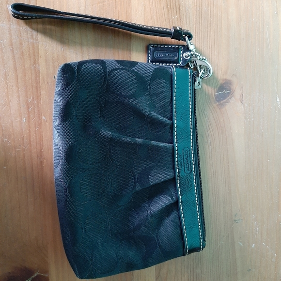 Wristlet - Picture 2 of 2